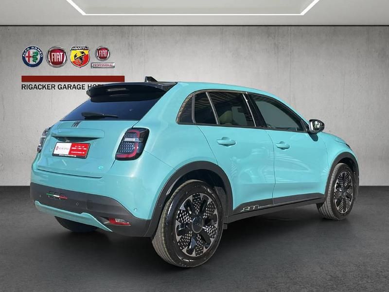 Gebraucht Fiat 600 La Prima 114 kW (156 PS) 2024 Blau SUV