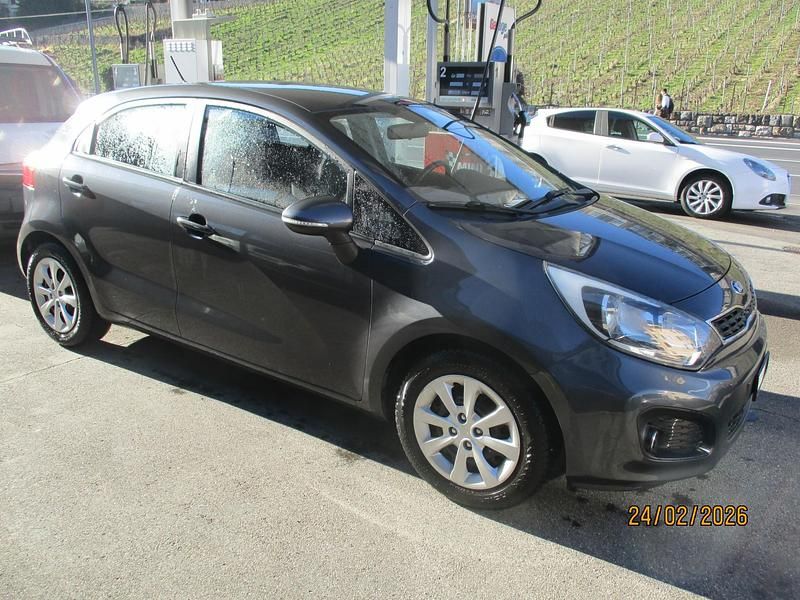 Gebraucht Kia Rio Style 109 PS (80 kW) 2014