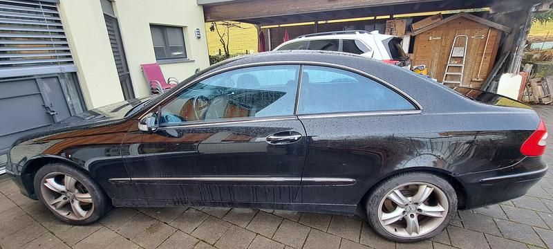 Gebraucht Mercedes CLK320 Avantgarde 218 PS (160 kW) 2004