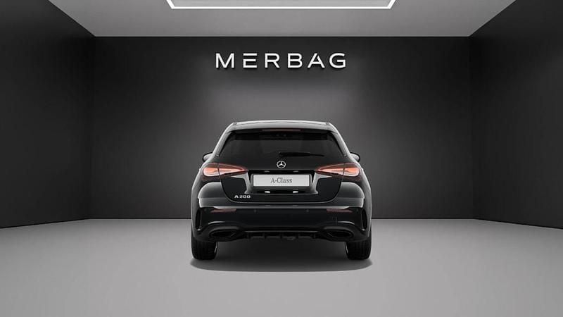 Neu Mercedes A200 163 PS (119 kW) 2026 Schwarz Limousine