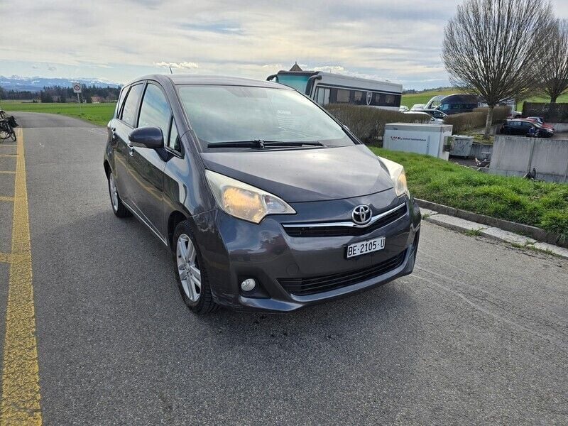 Gebraucht 2011 Toyota Verso-S Sol Van / Kleinbus | CHF 5’999 - Bild 1/4
