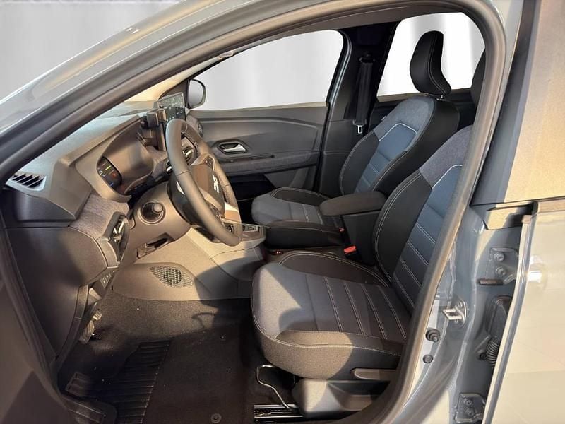 Neu Dacia Jogger Journey 156 PS (114 kW) 2026 Van / Kleinbus