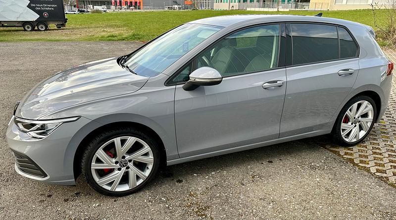 Gebraucht VW Golf VII Life 150 PS (110 kW) 2021