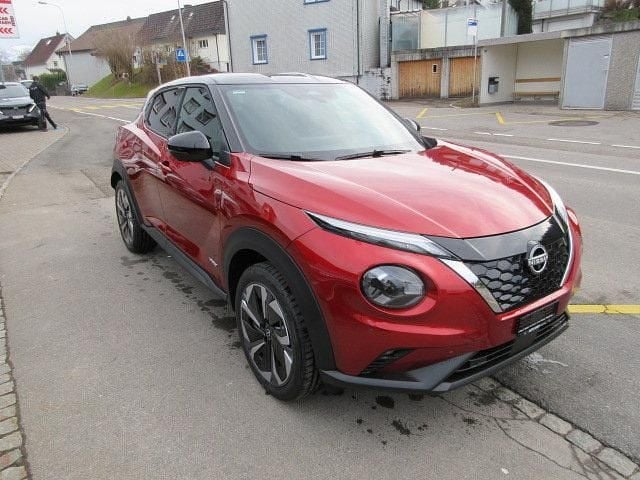 Gebraucht Nissan Juke Tekna 143 PS (105 kW) 2024 Schwarz SUV