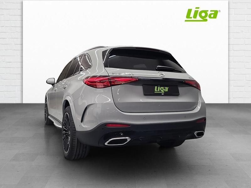 Neu Mercedes GLC220 AMG line 220 PS (161 kW) 2026 SUV