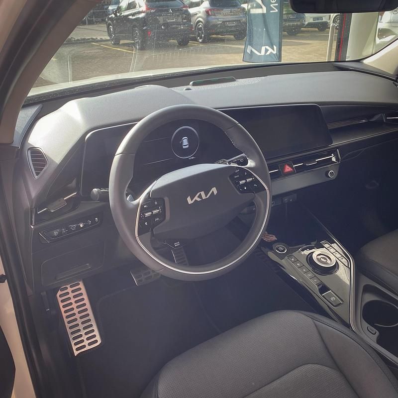 Gebraucht Kia Niro Style 171 PS (125 kW) 2025 Weiss SUV