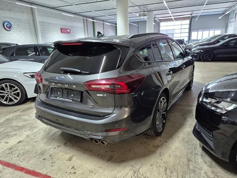 Gebraucht Ford Focus ST-Line 155 PS (114 kW) 2022 Kombi
