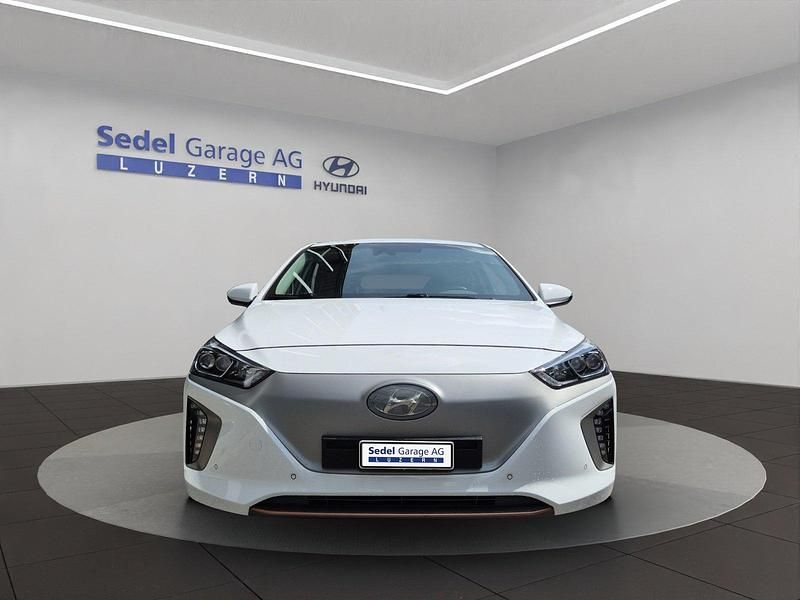 Gebraucht Hyundai Ioniq 88 kW (120 PS) 2019 Kleinwagen