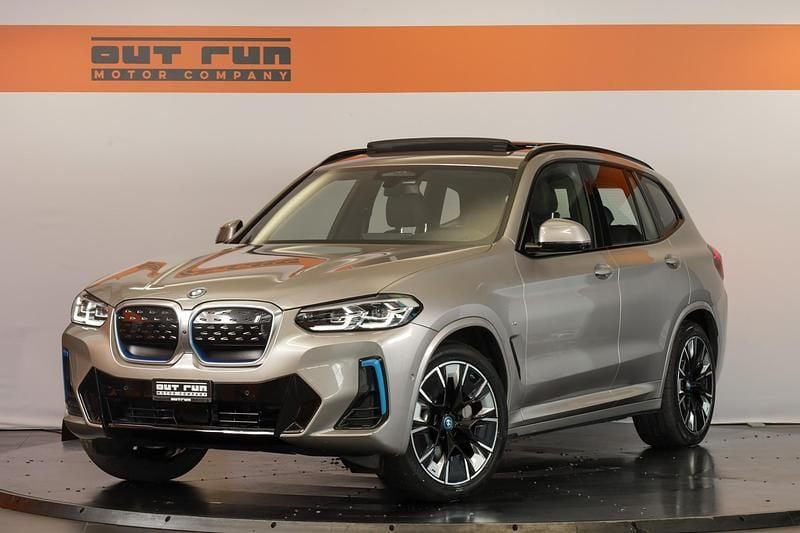 Gebraucht 2022 BMW iX3 Impressive SUV | CHF 31’900 (Guter Preis) - Bild 1/4