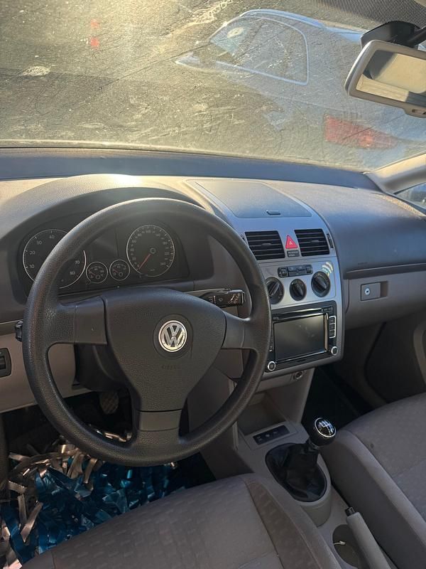 Gebraucht VW Touran Trendline 140 PS (102 kW) 2008 Van / Kleinbus