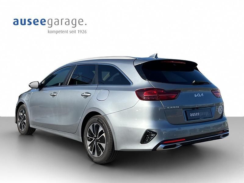 Gebraucht Kia Ceed Sportswagon Style 141 PS (103 kW) 2024 Silber Kombi