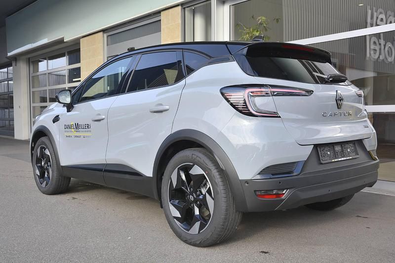 Gebraucht Renault Captur Techno 143 PS (105 kW) 2025 Grau SUV