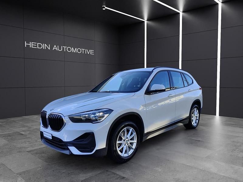 Weiss Gebraucht 2021 BMW X1 Advantage SUV | CHF 20’900 (Superpreis) - Bild 1/4