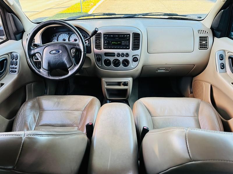 Gebraucht Ford Escape 197 PS (144 kW) 2003 SUV