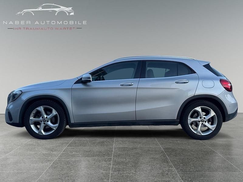 Gebraucht Mercedes GLA220 Urban 177 PS (130 kW) 2017 SUV