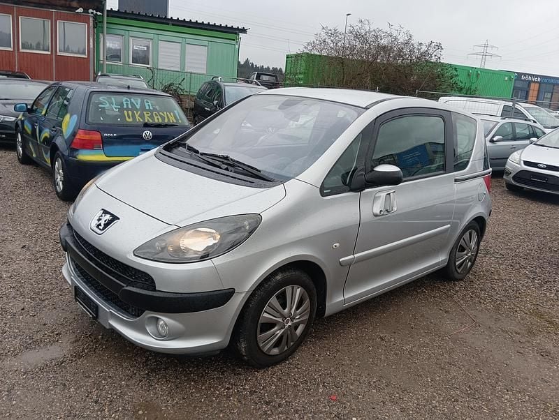 Gebraucht Peugeot 1007 110 PS (80 kW) 2006 Van / Kleinbus