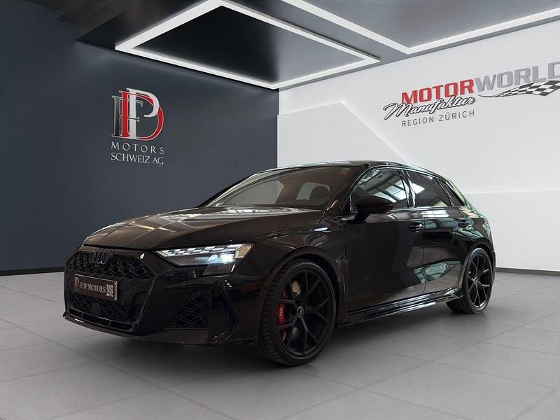 Gebraucht 2025 Audi RS3 Ambiente Limousine | CHF 69’990 (Fairer Preis) - Bild 1/4