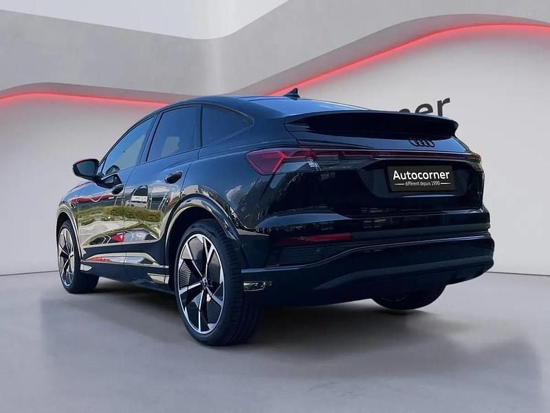 Gebraucht Audi Q4 Sportback e-tron Attraction 210 kW (286 PS) 2025 Schwarz SUV