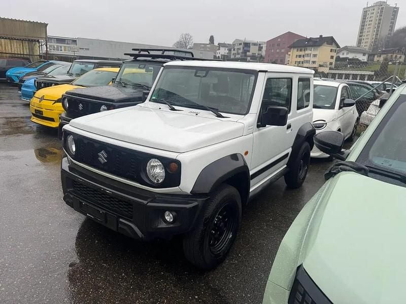 Weiss Gebraucht 2025 Suzuki Jimny SUV | CHF 37’240 (Fairer Preis) - Bild 1/4
