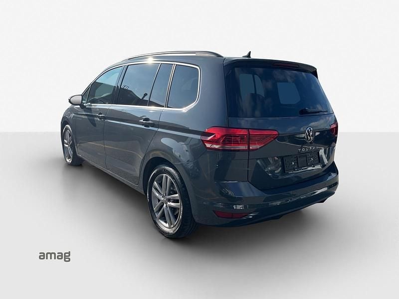 Gebraucht VW Touran United 150 PS (110 kW) 2024 Delfingrau metallic Van / Kleinbus