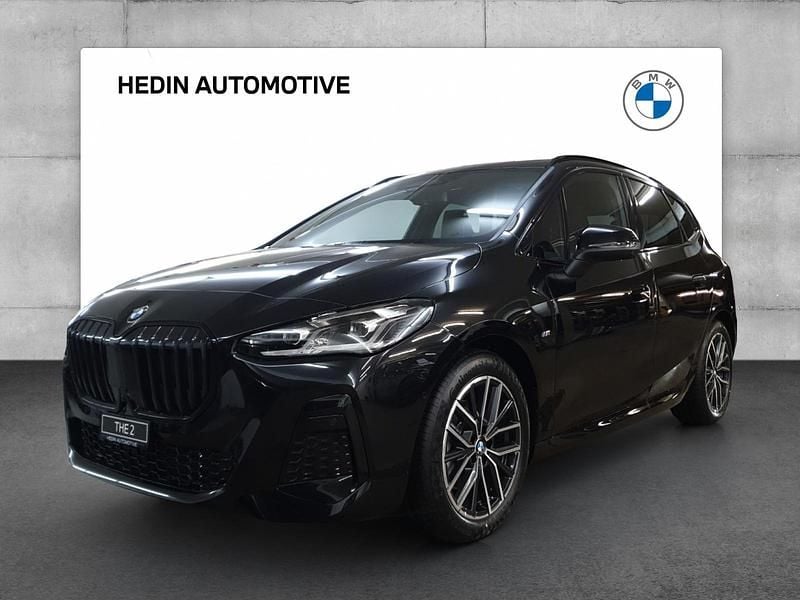 Gebraucht BMW 218 Active Tourer Comfort Edition 150 PS (110 kW) 2025 Schwarz Van / Kleinbus