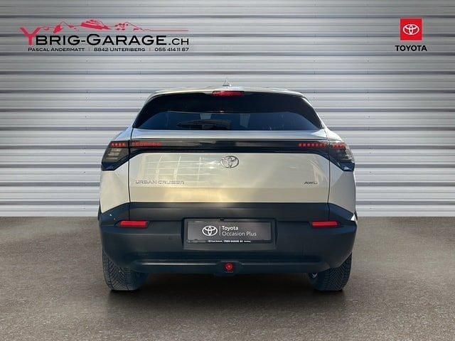 Neu Toyota Urban Cruiser Trend 135 kW (184 PS) 2025 Kombi
