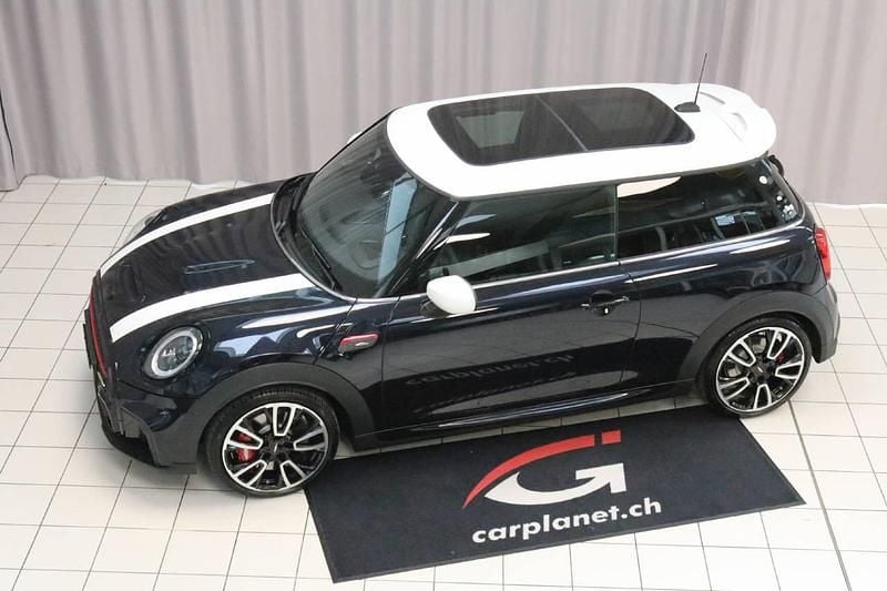 Schwarz Gebraucht 2025 Mini Cooper Kleinwagen | CHF 39’990 - Bild 1/4