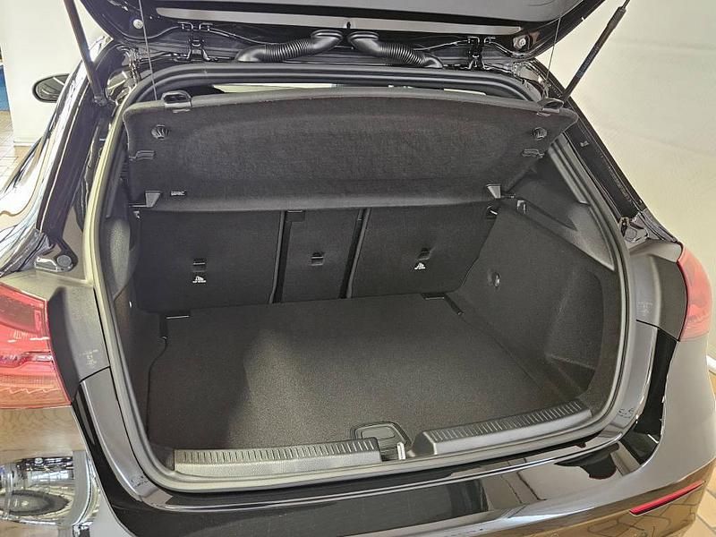 Gebraucht Mercedes A35 AMG AMG 306 PS (225 kW) 2025 Schwarz Limousine