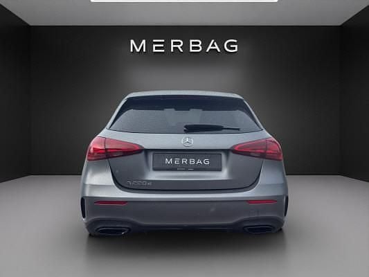 Neu Mercedes A220 190 PS (139 kW) 2025 Schwarz Limousine