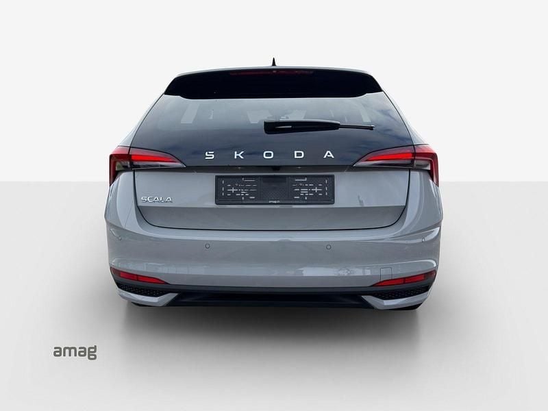 Neu Skoda Scala Dynamic 150 PS (110 kW) 2026 Steel grau, spezial Kleinwagen