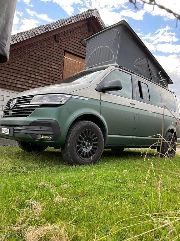 Gebraucht 2022 VW California Beach Van | CHF 65’000 (Etwas zu teuer) - Bild 1/4