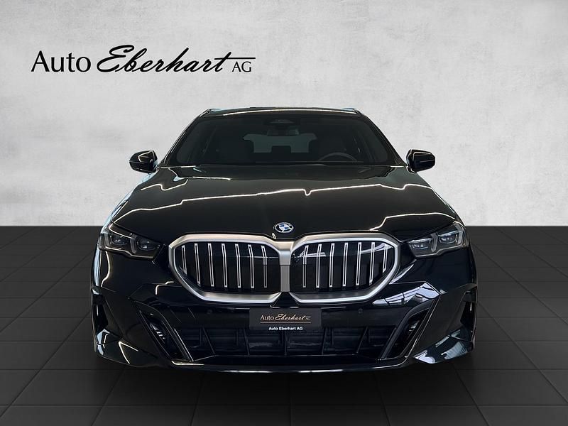 Gebraucht BMW 530e M Sport 299 PS (219 kW) 2024 Kombi