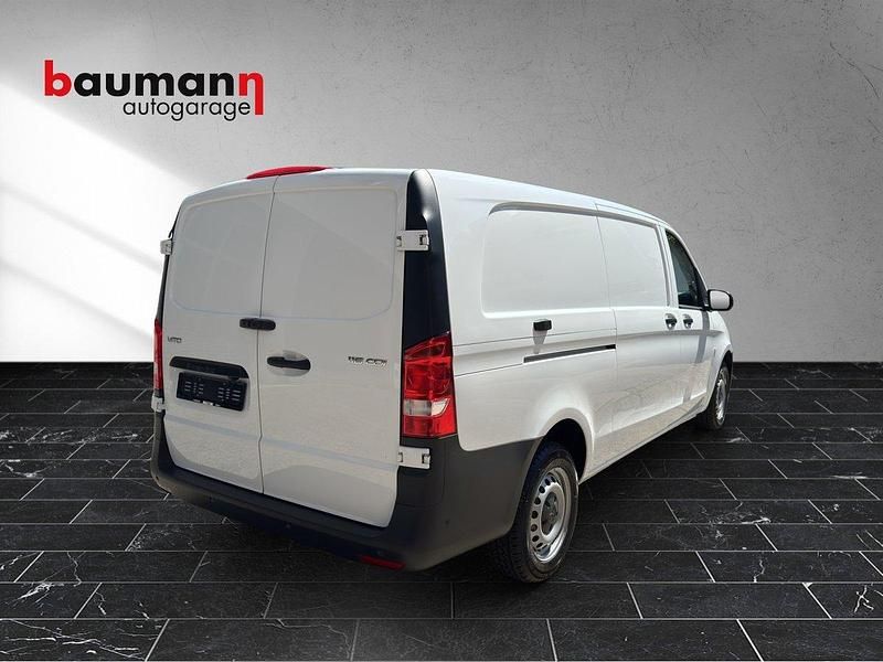 Gebraucht Mercedes Vito 163 PS (119 kW) 2023 Van