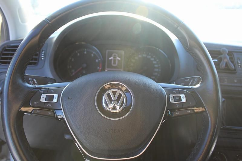 Gebraucht VW Polo Comfortline 90 PS (66 kW) 2017