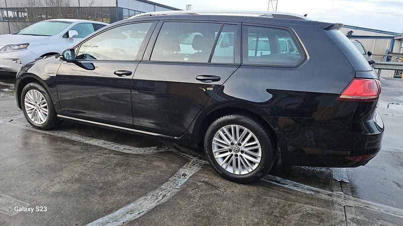 Gebraucht VW Golf VII Comfortline 122 PS (89 kW) 2016 Kombi