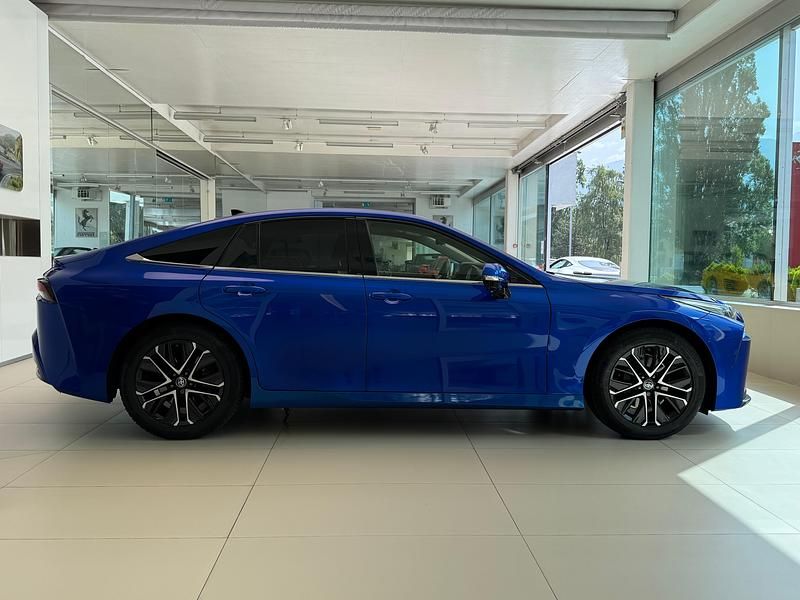 Gebraucht Toyota Mirai Platinum 183 PS (134 kW) 2021 Blau Limousine