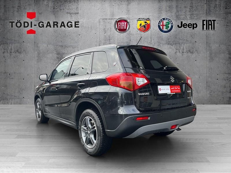 Gebraucht Suzuki Vitara 140 PS (102 kW) 2017 SUV