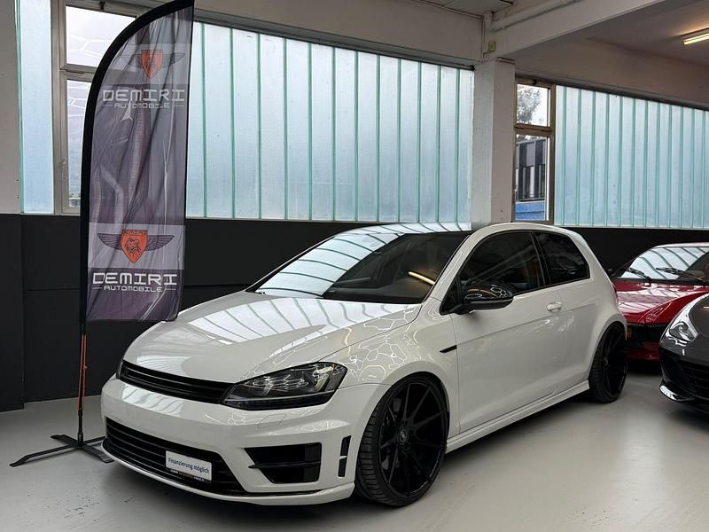 Gebraucht VW Golf VII R 301 PS (221 kW) 2014