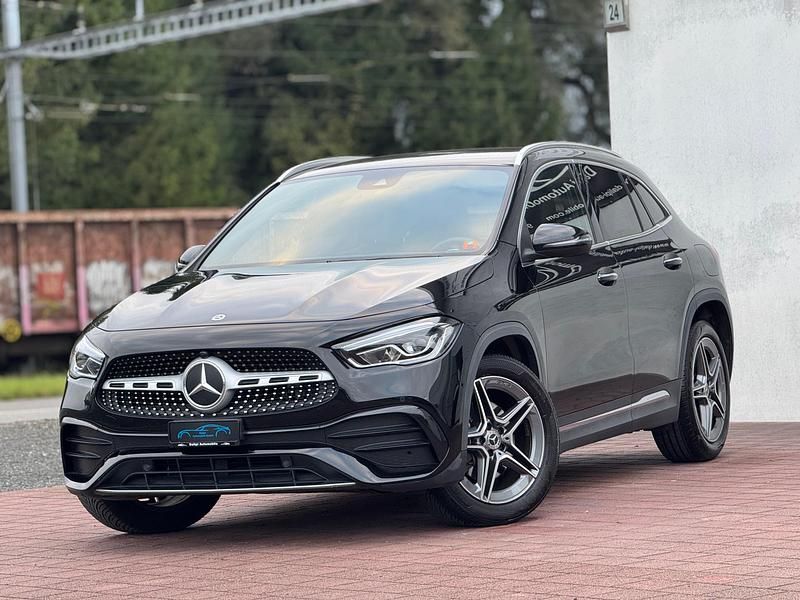Gebraucht Mercedes GLA250 AMG line 217 PS (159 kW) 2021 SUV