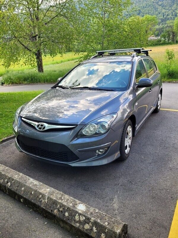 Gebraucht 2011 Hyundai i30 Style Kombi | CHF 5’300 - Bild 1/4