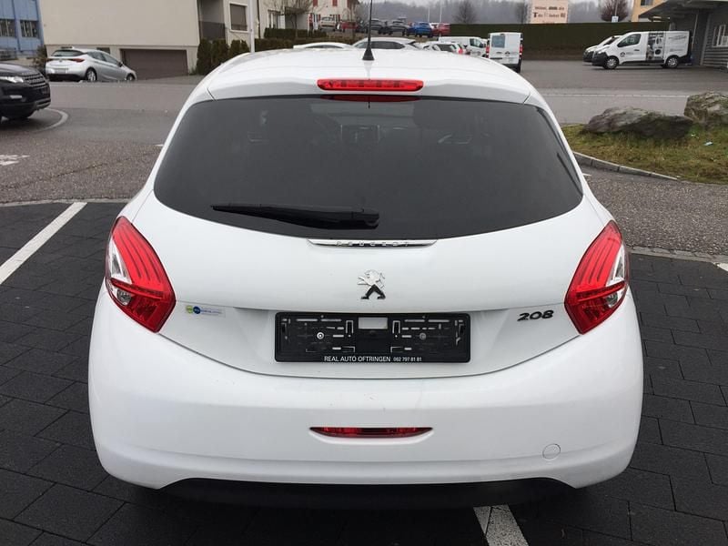 Gebraucht Peugeot 208 Style 82 PS (60 kW) 2014 Kleinwagen