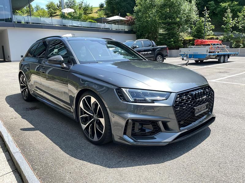 Gebraucht Audi RS4 Ambiente 450 PS (330 kW) 2019 Kombi