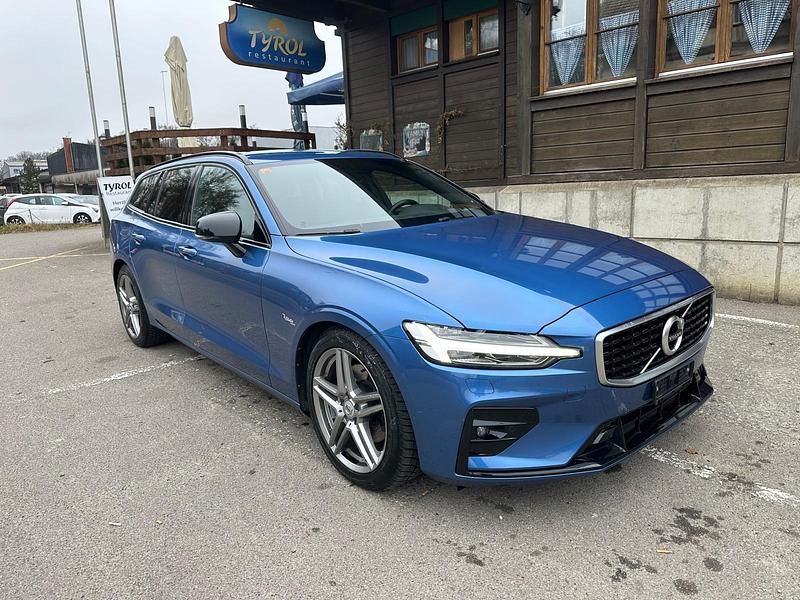 Gebraucht 2019 Volvo V60 R-Design Kombi | CHF 18’900 (Teuer) - Bild 1/4