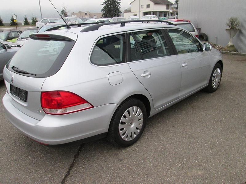 Gebraucht VW Golf V Comfortline 122 PS (89 kW) 2007 Silber, met. Kombi