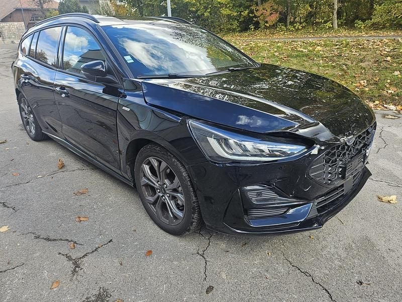 Gebraucht 2025 Ford Focus ST-Line | CHF 11’600 - Bild 1/4