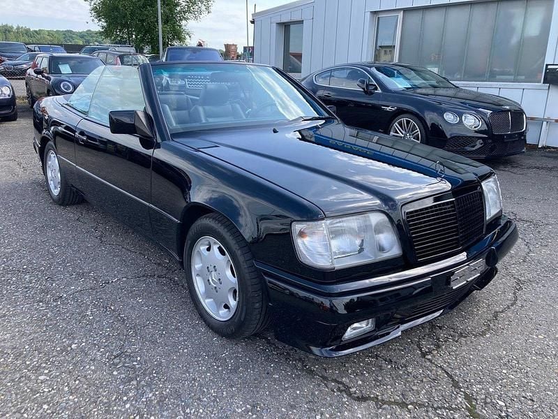 Gebraucht Mercedes E220 150 PS (110 kW) 1994 Cabrio