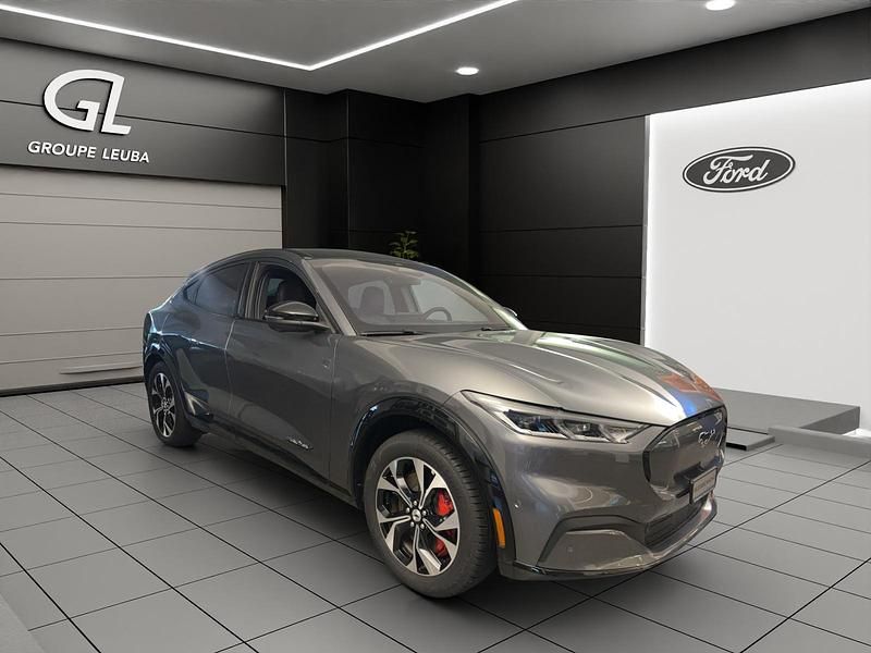 Grau Gebraucht 2024 Ford Mustang Mach-E SUV | CHF 41’900 (Fairer Preis) - Bild 1/4