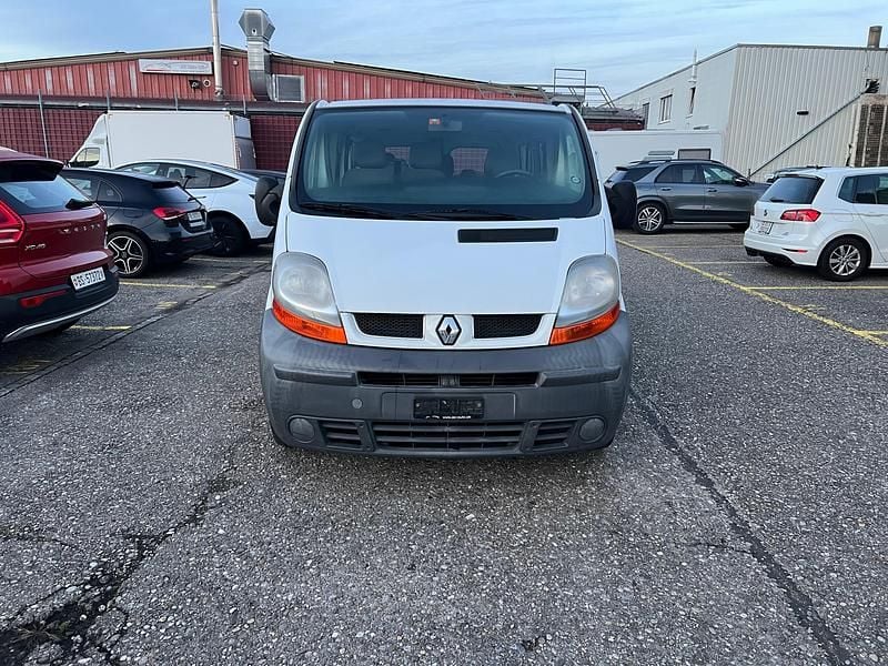 Gebraucht 2005 Renault Trafic Van / Kleinbus | CHF 3’700 - Bild 1/4