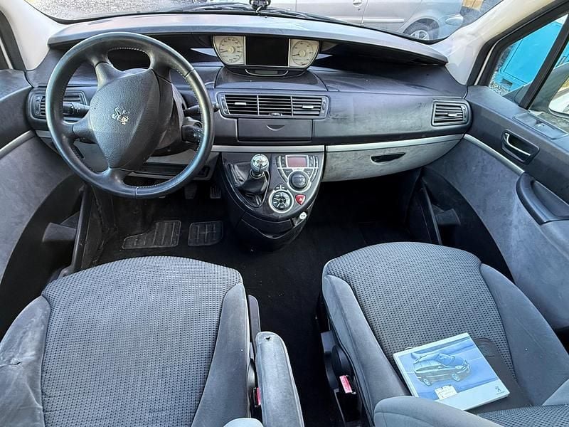 Gebraucht Peugeot 807 Family 136 PS (100 kW) 2010