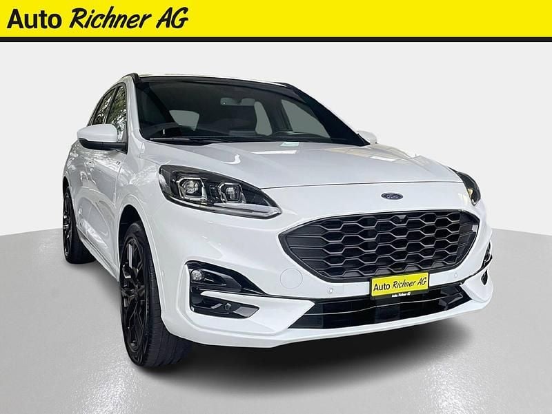 Weiss Gebraucht 2023 Ford Kuga ST-Line X SUV | CHF 25’500 (Superpreis) - Bild 1/4
